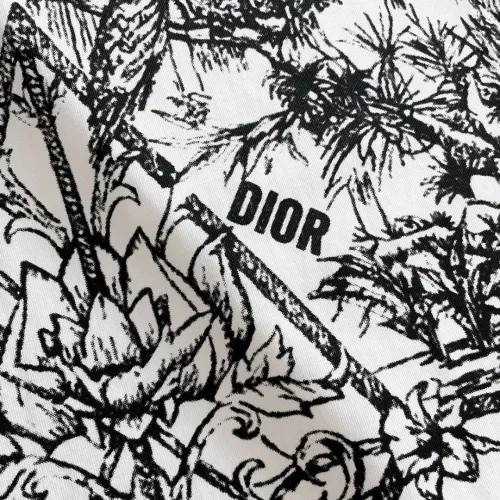Cheap Christian Dior T-Shirts Short Sleeved For Unisex #1426680 Replica Wholesale [$42.00 USD] [ITEM#1426680] on Replica Christian Dior T-Shirts