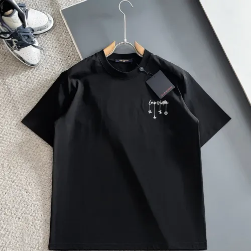 Cheap Louis Vuitton LV T-Shirts Short Sleeved For Unisex #1426701 Replica Wholesale [$42.00 USD] [ITEM#1426701] on Replica Louis Vuitton LV T-Shirts