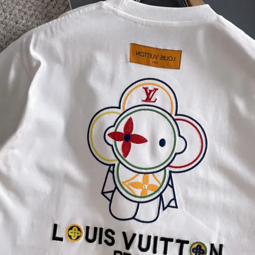 Cheap Louis Vuitton LV T-Shirts Short Sleeved For Unisex #1426702 Replica Wholesale [$42.00 USD] [ITEM#1426702] on Replica Louis Vuitton LV T-Shirts