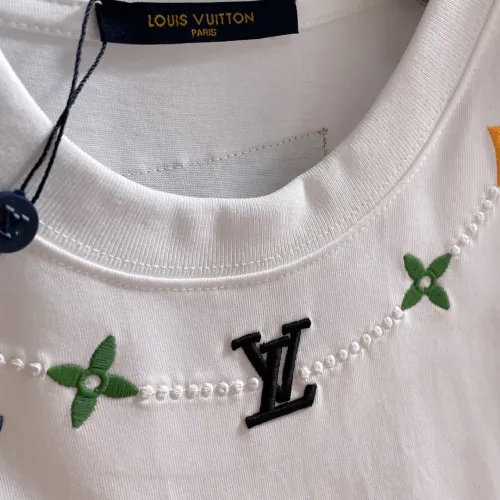 Cheap Louis Vuitton LV T-Shirts Short Sleeved For Unisex #1426702 Replica Wholesale [$42.00 USD] [ITEM#1426702] on Replica Louis Vuitton LV T-Shirts