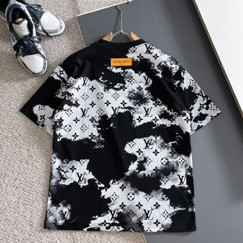 Cheap Louis Vuitton LV T-Shirts Short Sleeved For Unisex #1426707 Replica Wholesale [$42.00 USD] [ITEM#1426707] on Replica Louis Vuitton LV T-Shirts