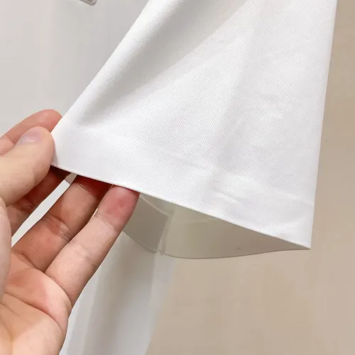 Cheap Gucci T-Shirts Short Sleeved For Men #1426828 Replica Wholesale [$48.00 USD] [ITEM#1426828] on Replica Gucci T-Shirts