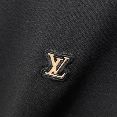 Cheap Louis Vuitton LV T-Shirts Short Sleeved For Men #1426877 Replica Wholesale [$48.00 USD] [ITEM#1426877] on Replica Louis Vuitton LV T-Shirts