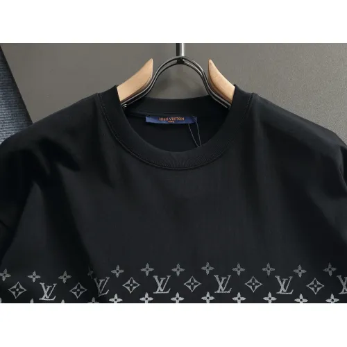 Cheap Louis Vuitton LV T-Shirts Short Sleeved For Unisex #1426979 Replica Wholesale [$38.00 USD] [ITEM#1426979] on Replica Louis Vuitton LV T-Shirts