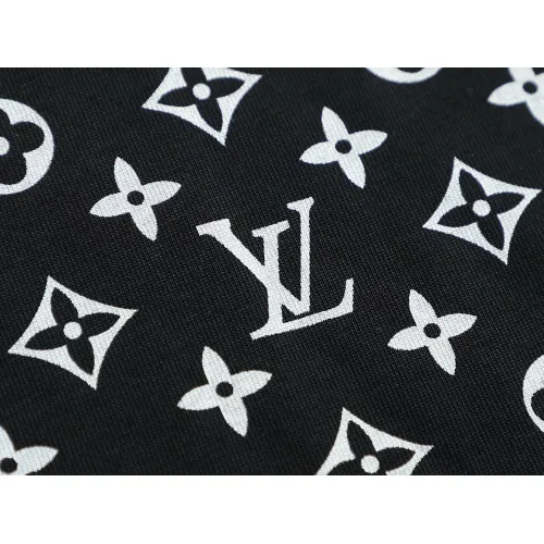 Cheap Louis Vuitton LV T-Shirts Short Sleeved For Unisex #1426979 Replica Wholesale [$38.00 USD] [ITEM#1426979] on Replica Louis Vuitton LV T-Shirts