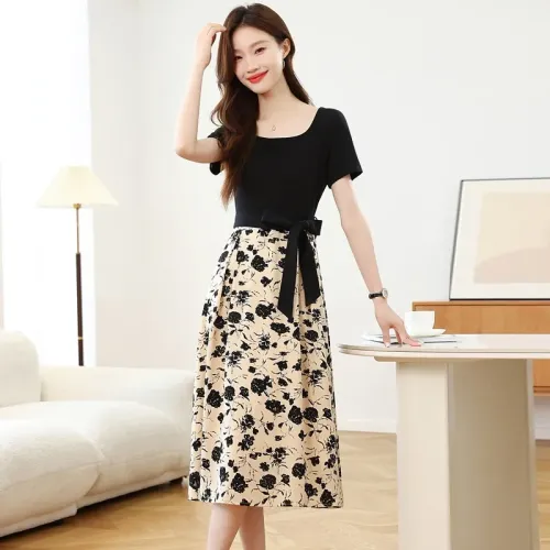 Cheap Chanel Dresses Short Sleeved For Women #1426987 Replica Wholesale [$56.00 USD] [ITEM#1426987] on Replica Chanel Dresses