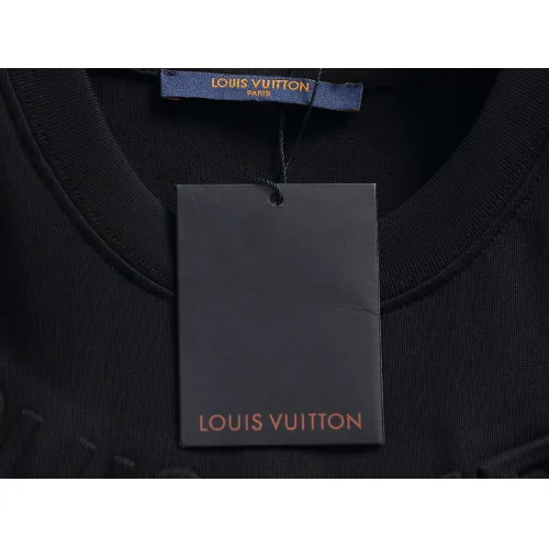 Cheap Louis Vuitton LV T-Shirts Short Sleeved For Unisex #1426989 Replica Wholesale [$38.00 USD] [ITEM#1426989] on Replica Louis Vuitton LV T-Shirts