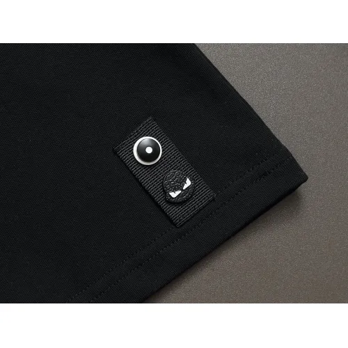 Cheap Fendi T-Shirts Short Sleeved For Unisex #1426994 Replica Wholesale [$38.00 USD] [ITEM#1426994] on Replica Fendi T-Shirts