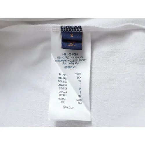 Cheap Louis Vuitton LV T-Shirts Short Sleeved For Unisex #1426999 Replica Wholesale [$38.00 USD] [ITEM#1426999] on Replica Louis Vuitton LV T-Shirts