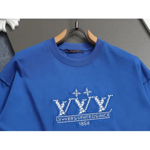 Cheap Louis Vuitton LV T-Shirts Short Sleeved For Unisex #1427000 Replica Wholesale [$38.00 USD] [ITEM#1427000] on Replica Louis Vuitton LV T-Shirts