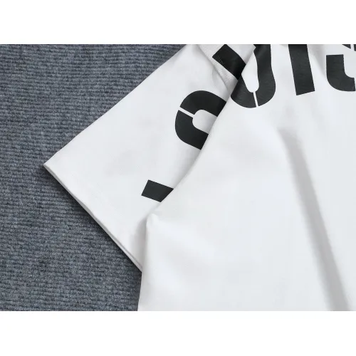 Cheap Louis Vuitton LV T-Shirts Short Sleeved For Unisex #1427002 Replica Wholesale [$38.00 USD] [ITEM#1427002] on Replica Louis Vuitton LV T-Shirts