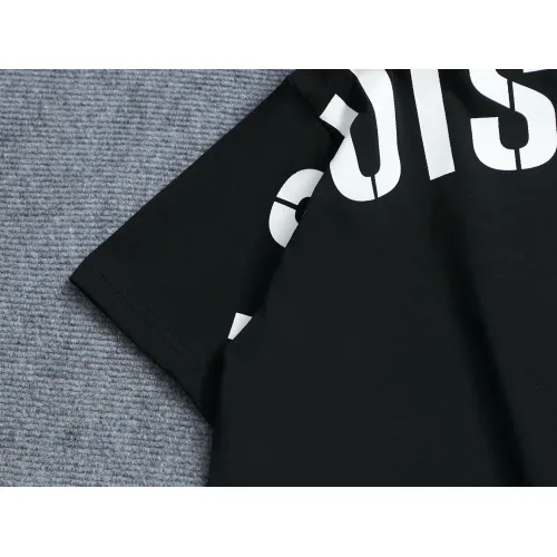 Cheap Louis Vuitton LV T-Shirts Short Sleeved For Unisex #1427003 Replica Wholesale [$38.00 USD] [ITEM#1427003] on Replica Louis Vuitton LV T-Shirts