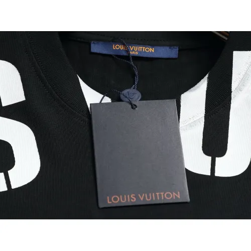 Cheap Louis Vuitton LV T-Shirts Short Sleeved For Unisex #1427003 Replica Wholesale [$38.00 USD] [ITEM#1427003] on Replica Louis Vuitton LV T-Shirts