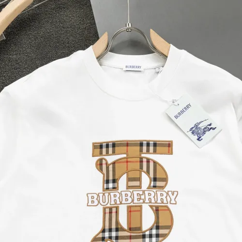 Cheap Burberry T-Shirts Short Sleeved For Unisex #1427014 Replica Wholesale [$38.00 USD] [ITEM#1427014] on Replica Burberry T-Shirts