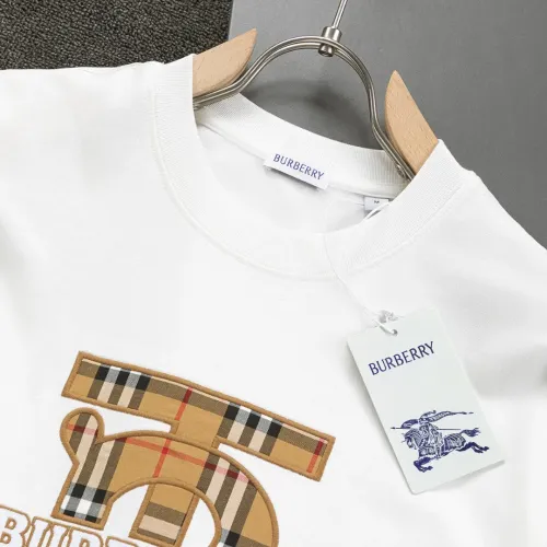 Cheap Burberry T-Shirts Short Sleeved For Unisex #1427014 Replica Wholesale [$38.00 USD] [ITEM#1427014] on Replica Burberry T-Shirts