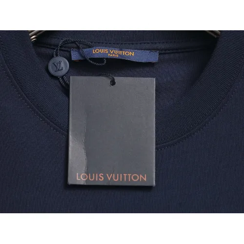 Cheap Louis Vuitton LV T-Shirts Short Sleeved For Unisex #1427037 Replica Wholesale [$38.00 USD] [ITEM#1427037] on Replica Louis Vuitton LV T-Shirts