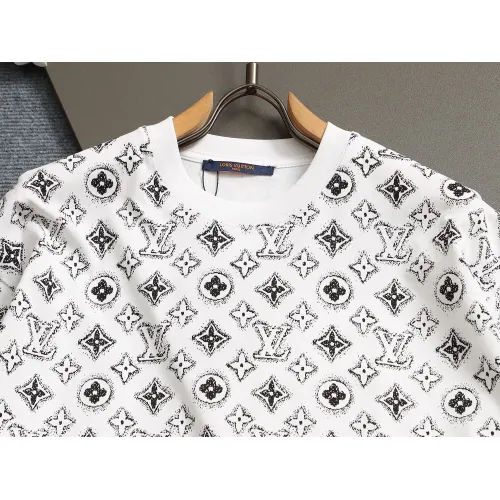 Cheap Louis Vuitton LV T-Shirts Short Sleeved For Unisex #1427038 Replica Wholesale [$38.00 USD] [ITEM#1427038] on Replica Louis Vuitton LV T-Shirts