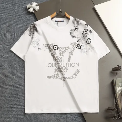 Louis Vuitton LV T-Shirts Short Sleeved For Unisex #1427040