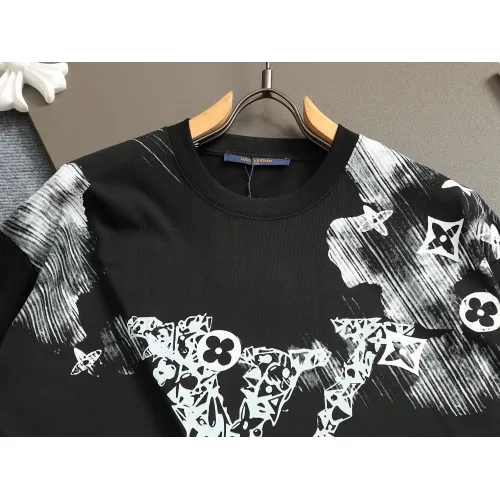 Cheap Louis Vuitton LV T-Shirts Short Sleeved For Unisex #1427041 Replica Wholesale [$38.00 USD] [ITEM#1427041] on Replica Louis Vuitton LV T-Shirts