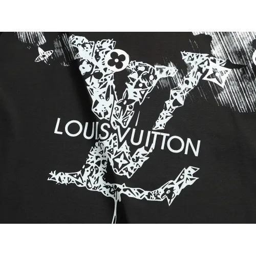 Cheap Louis Vuitton LV T-Shirts Short Sleeved For Unisex #1427041 Replica Wholesale [$38.00 USD] [ITEM#1427041] on Replica Louis Vuitton LV T-Shirts