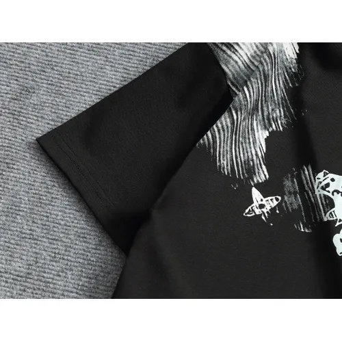 Cheap Louis Vuitton LV T-Shirts Short Sleeved For Unisex #1427041 Replica Wholesale [$38.00 USD] [ITEM#1427041] on Replica Louis Vuitton LV T-Shirts