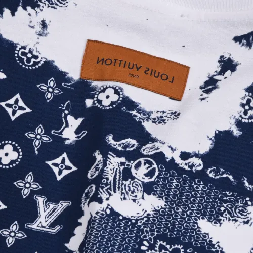 Cheap Louis Vuitton LV T-Shirts Short Sleeved For Unisex #1427044 Replica Wholesale [$38.00 USD] [ITEM#1427044] on Replica Louis Vuitton LV T-Shirts