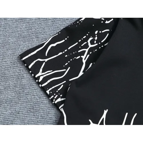 Cheap Gucci T-Shirts Short Sleeved For Unisex #1427047 Replica Wholesale [$38.00 USD] [ITEM#1427047] on Replica Gucci T-Shirts