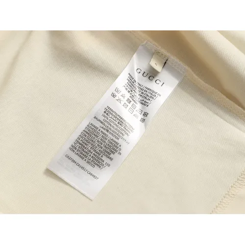 Cheap Gucci T-Shirts Short Sleeved For Unisex #1427048 Replica Wholesale [$38.00 USD] [ITEM#1427048] on Replica Gucci T-Shirts