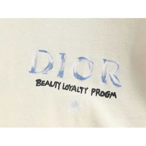 Cheap Christian Dior T-Shirts Short Sleeved For Unisex #1427060 Replica Wholesale [$38.00 USD] [ITEM#1427060] on Replica Christian Dior T-Shirts