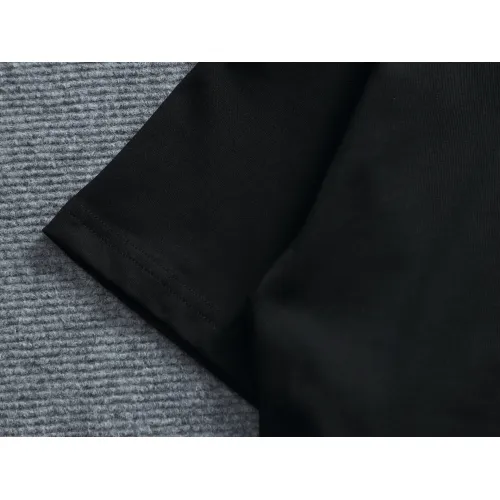 Cheap Gucci T-Shirts Short Sleeved For Unisex #1427070 Replica Wholesale [$38.00 USD] [ITEM#1427070] on Replica Gucci T-Shirts