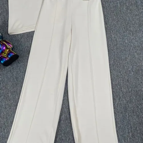 Cheap Valentino Tracksuits Short Sleeved For Women #1427424 Replica Wholesale [$88.00 USD] [ITEM#1427424] on Replica Valentino Tracksuits