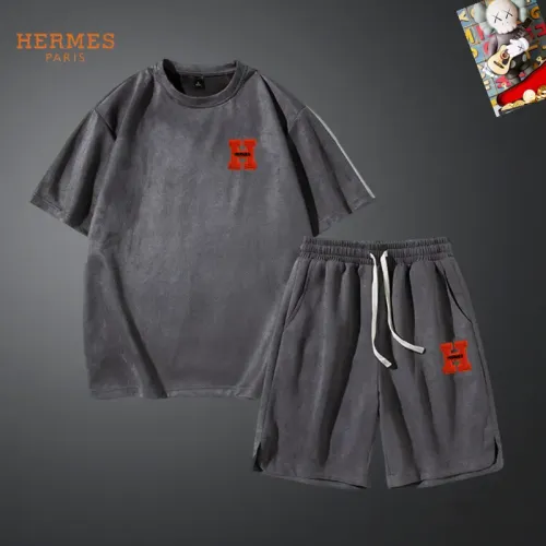 Hermes Tracksuits Short Sleeved For Men #1427466