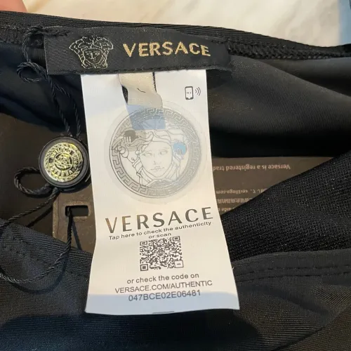 Cheap Versace Bathing Suits For Women #1427822 Replica Wholesale [$38.00 USD] [ITEM#1427822] on Replica Versace Bathing Suits