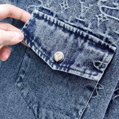 Cheap Louis Vuitton LV Tracksuits Short Sleeved For Men #1427842 Replica Wholesale [$68.00 USD] [ITEM#1427842] on Replica Louis Vuitton LV Tracksuits