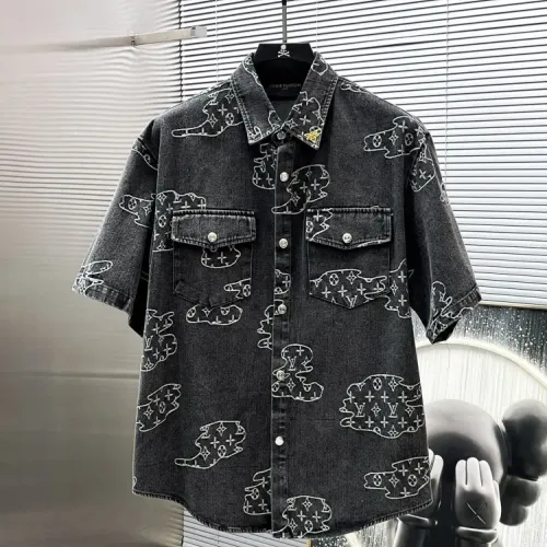 Cheap Louis Vuitton LV Tracksuits Short Sleeved For Men #1427845 Replica Wholesale [$68.00 USD] [ITEM#1427845] on Replica Louis Vuitton LV Tracksuits