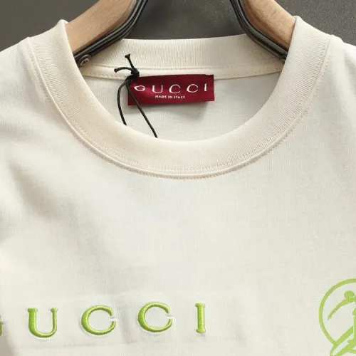 Cheap Gucci T-Shirts Short Sleeved For Unisex #1428150 Replica Wholesale [$36.00 USD] [ITEM#1428150] on Replica Gucci T-Shirts