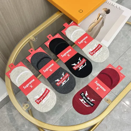 Cheap Louis Vuitton LV Socks #1428158 Replica Wholesale [$25.00 USD] [ITEM#1428158] on Replica Louis Vuitton LV Socks