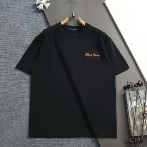 Cheap Louis Vuitton LV T-Shirts Short Sleeved For Unisex #1428199 Replica Wholesale [$42.00 USD] [ITEM#1428199] on Replica Louis Vuitton LV T-Shirts