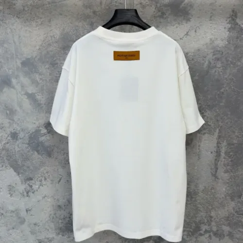 Cheap Louis Vuitton LV T-Shirts Short Sleeved For Unisex #1428221 Replica Wholesale [$60.00 USD] [ITEM#1428221] on Replica Louis Vuitton LV T-Shirts