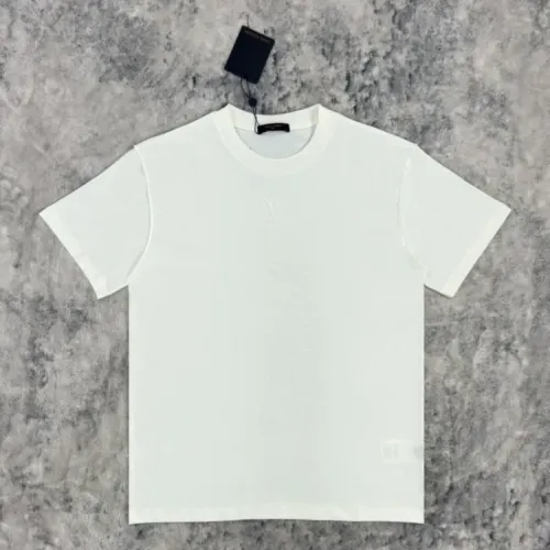 Cheap Louis Vuitton LV T-Shirts Short Sleeved For Unisex #1428221 Replica Wholesale [$60.00 USD] [ITEM#1428221] on Replica Louis Vuitton LV T-Shirts