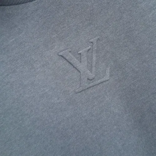 Cheap Louis Vuitton LV T-Shirts Short Sleeved For Unisex #1428228 Replica Wholesale [$60.00 USD] [ITEM#1428228] on Replica Louis Vuitton LV T-Shirts