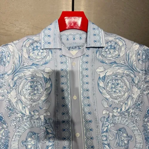 Cheap Versace Tracksuits Short Sleeved For Unisex #1428361 Replica Wholesale [$60.00 USD] [ITEM#1428361] on Replica Versace Tracksuits