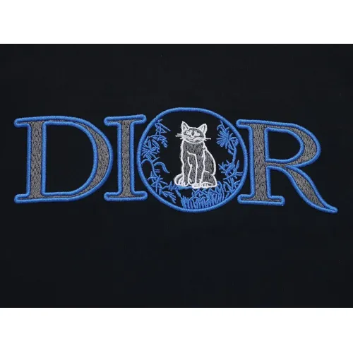 Cheap Christian Dior T-Shirts Short Sleeved For Unisex #1428629 Replica Wholesale [$39.00 USD] [ITEM#1428629] on Replica Christian Dior T-Shirts
