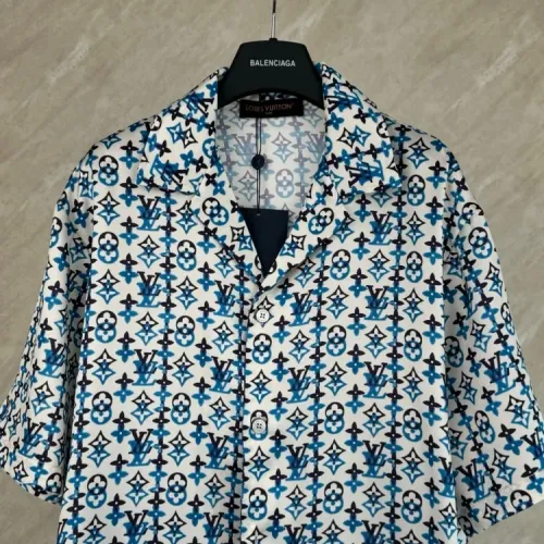 Cheap Louis Vuitton LV Tracksuits Short Sleeved For Unisex #1428640 Replica Wholesale [$118.00 USD] [ITEM#1428640] on Replica Louis Vuitton LV Tracksuits