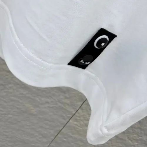 Cheap Fendi T-Shirts Short Sleeved For Unisex #1428830 Replica Wholesale [$38.00 USD] [ITEM#1428830] on Replica Fendi T-Shirts