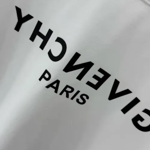 Cheap Givenchy T-Shirts Short Sleeved For Unisex #1428833 Replica Wholesale [$40.00 USD] [ITEM#1428833] on Replica Givenchy T-Shirts