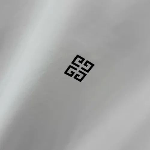 Cheap Givenchy T-Shirts Short Sleeved For Unisex #1428833 Replica Wholesale [$40.00 USD] [ITEM#1428833] on Replica Givenchy T-Shirts