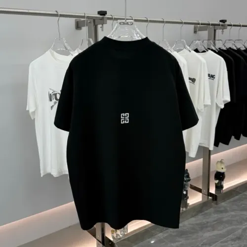 Cheap Givenchy T-Shirts Short Sleeved For Unisex #1428835 Replica Wholesale [$40.00 USD] [ITEM#1428835] on Replica Givenchy T-Shirts