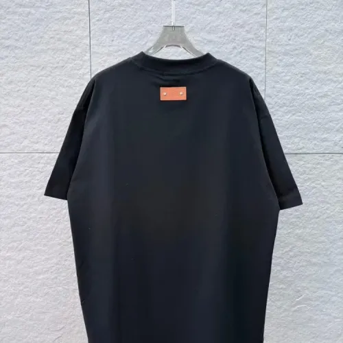 Cheap LOEWE T-Shirts Short Sleeved For Unisex #1428872 Replica Wholesale [$39.00 USD] [ITEM#1428872] on Replica LOEWE T-Shirts