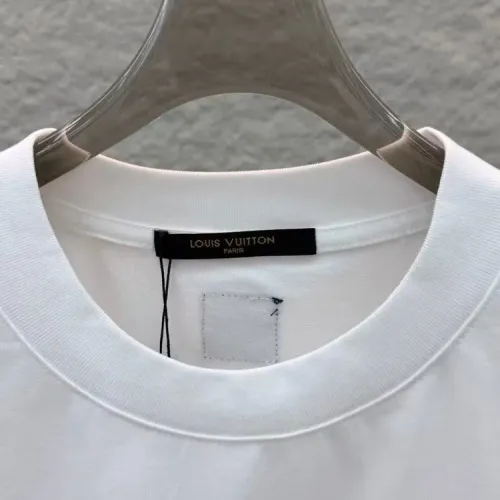 Cheap Louis Vuitton LV T-Shirts Short Sleeved For Unisex #1428884 Replica Wholesale [$41.00 USD] [ITEM#1428884] on Replica Louis Vuitton LV T-Shirts